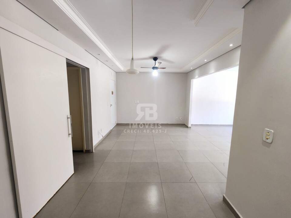 Casa em Condomínio para aluguel no Aeroporto: 