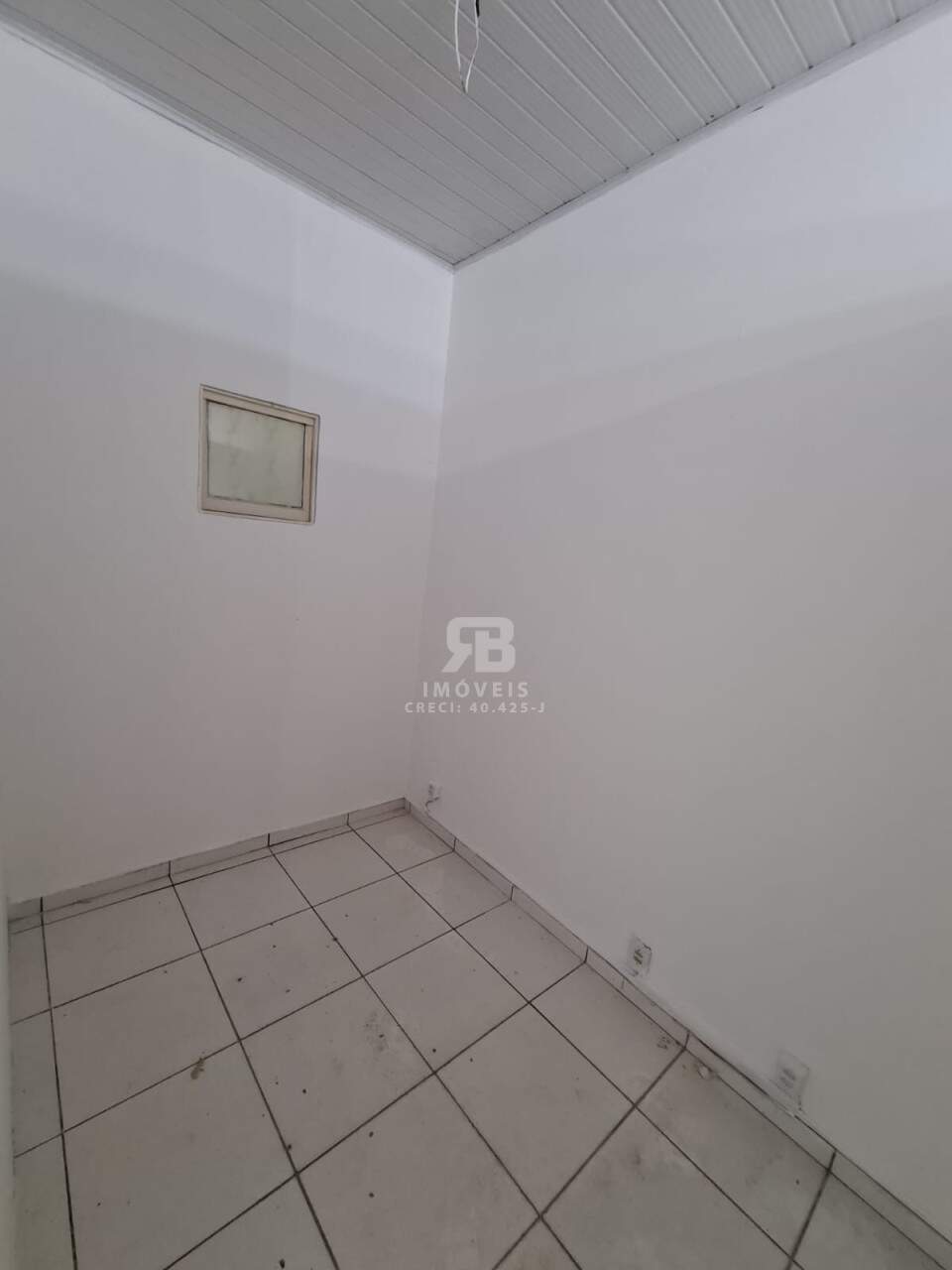 Salão para aluguel no Santana: 