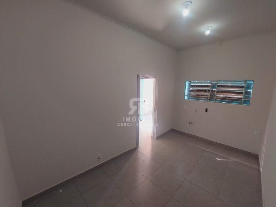 Comercial para aluguel no Vila Bandeirantes: 