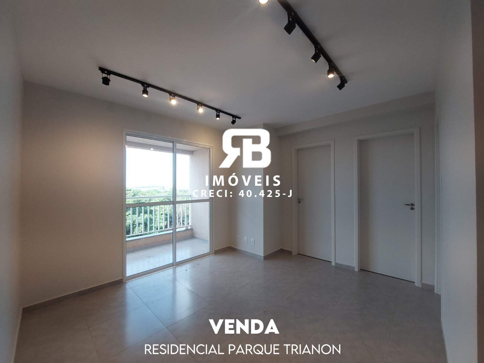 Apartamento à venda no Petit-Trianon: 