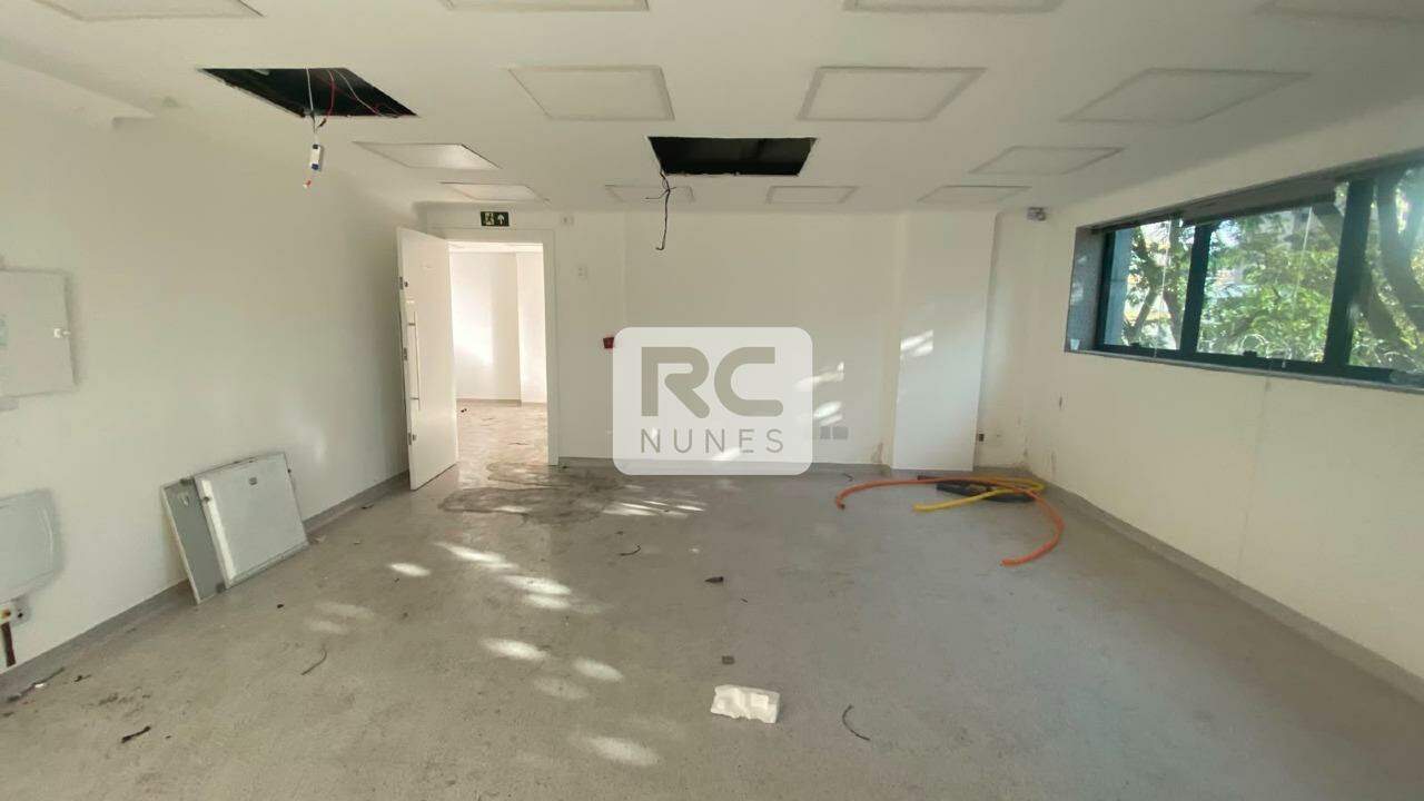 Sala para aluguel no Barro Preto: 