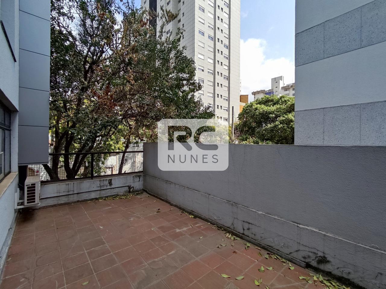 Andar corrido para aluguel no Savassi: 