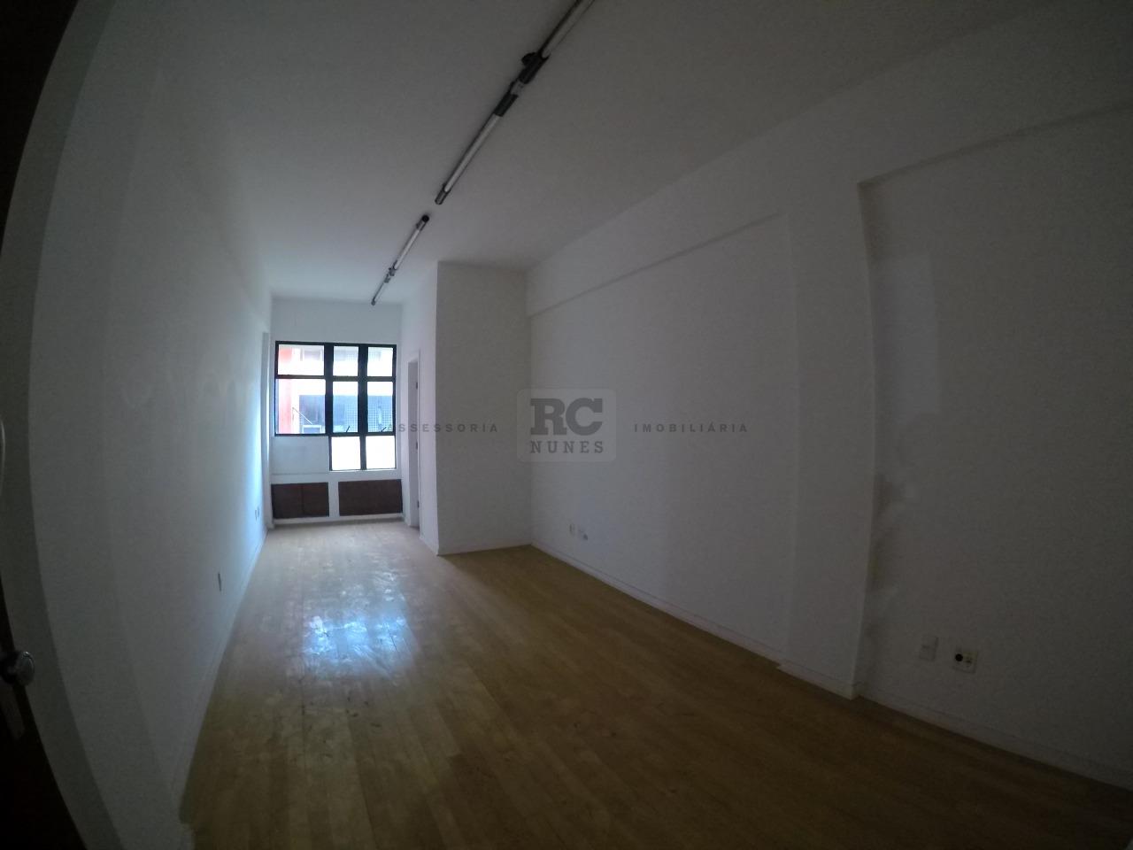 Sala para aluguel no Estoril: 