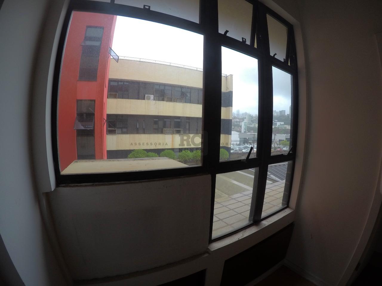 Sala para aluguel no Estoril: 