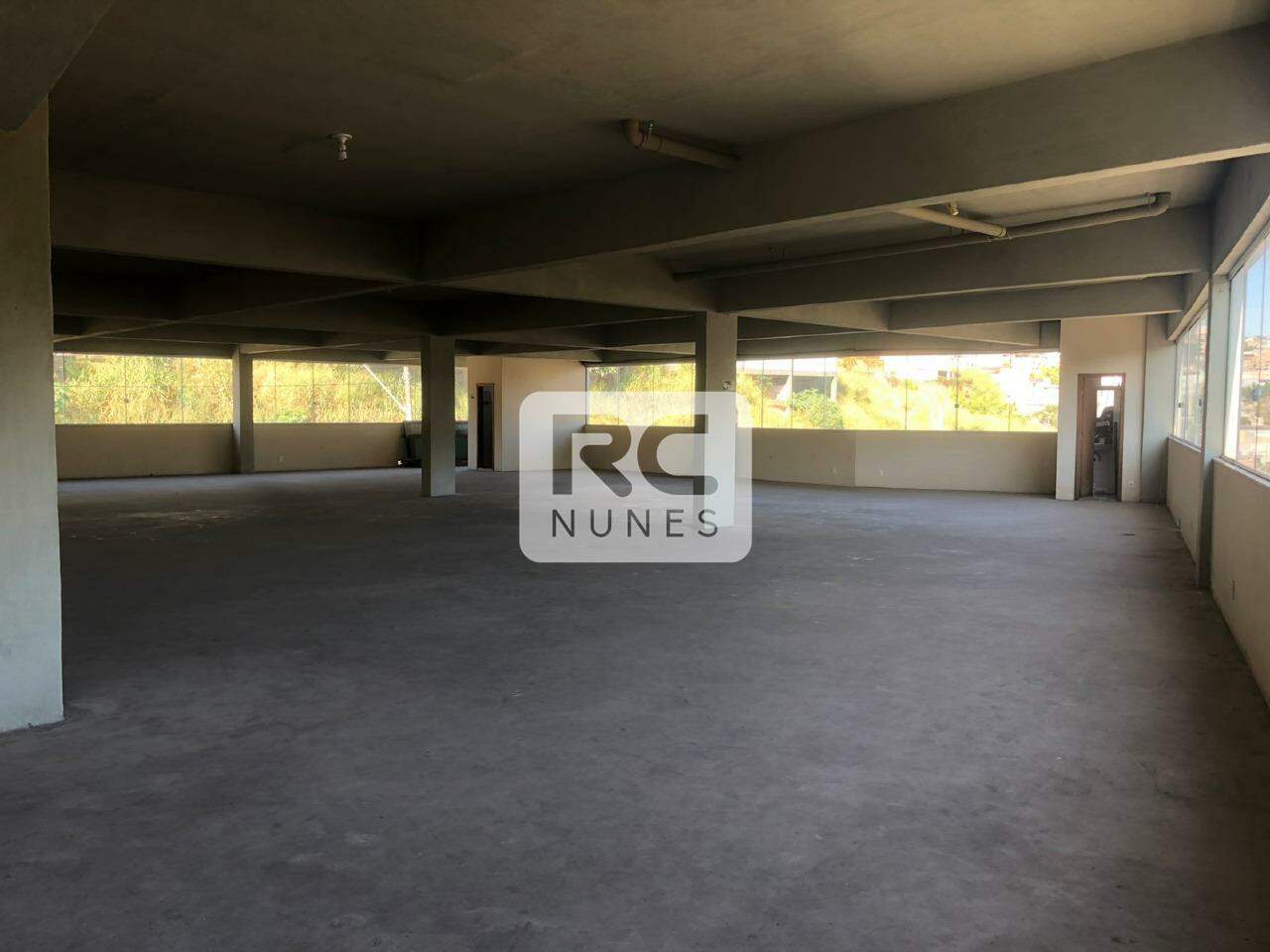 Prédio comercial para aluguel no Nova Granada: 