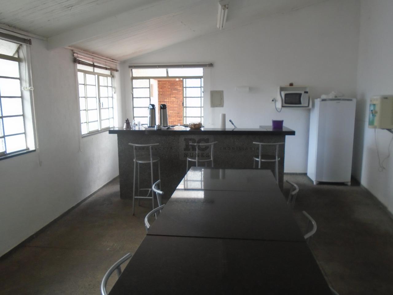 Prédio para aluguel no Vila da Serra: 