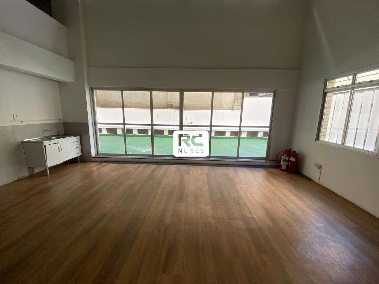 Loja para aluguel no Funcionários: 