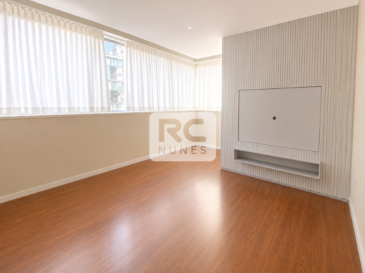 Sala para aluguel no Savassi: 