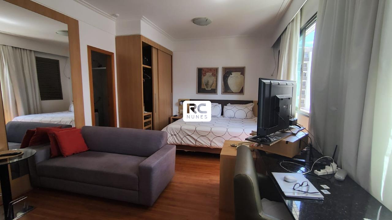 Flat para aluguel no Lourdes: 