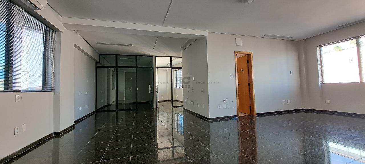 Andar corrido para aluguel no Vale do Sereno: 