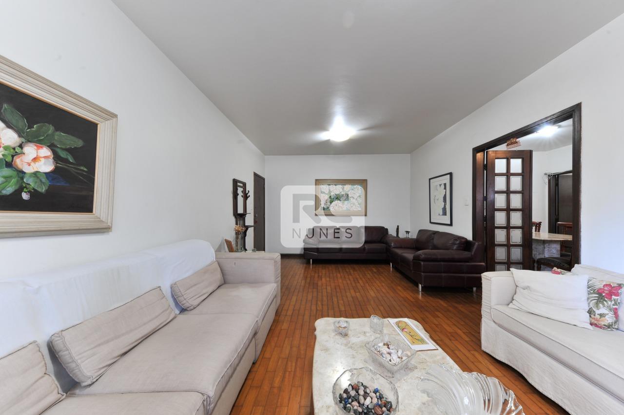 Apartamento à venda no Funcionários: 