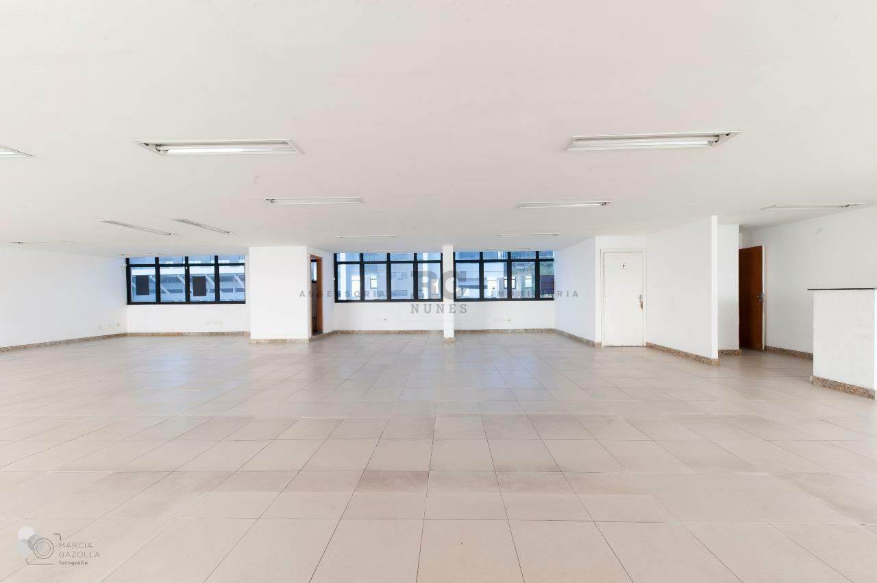 Andar corrido para aluguel no Estoril: 