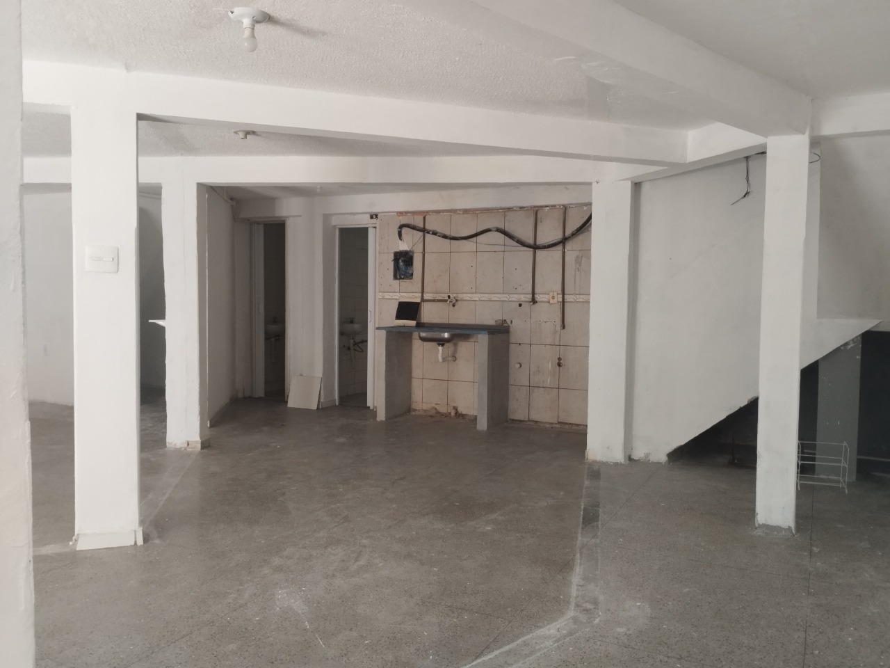 Loja para aluguel no Santo Agostinho: 