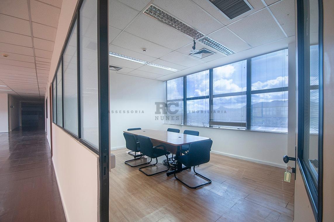 Andar corrido para aluguel no Estoril: 