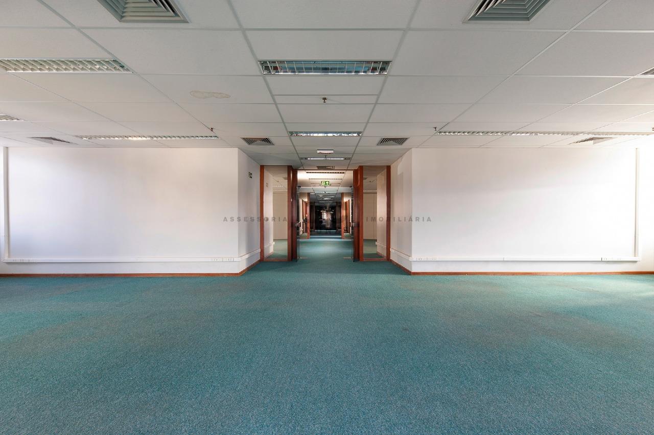 Conjunto de salas para aluguel no Coração de Jesus: 