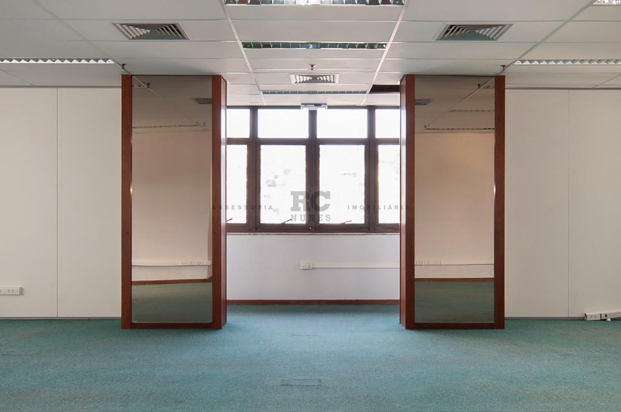 Conjunto de salas para aluguel no Coração de Jesus: 