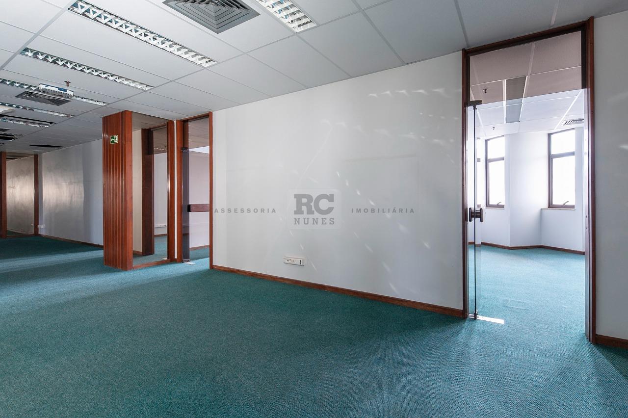 Conjunto de salas para aluguel no Coração de Jesus: 