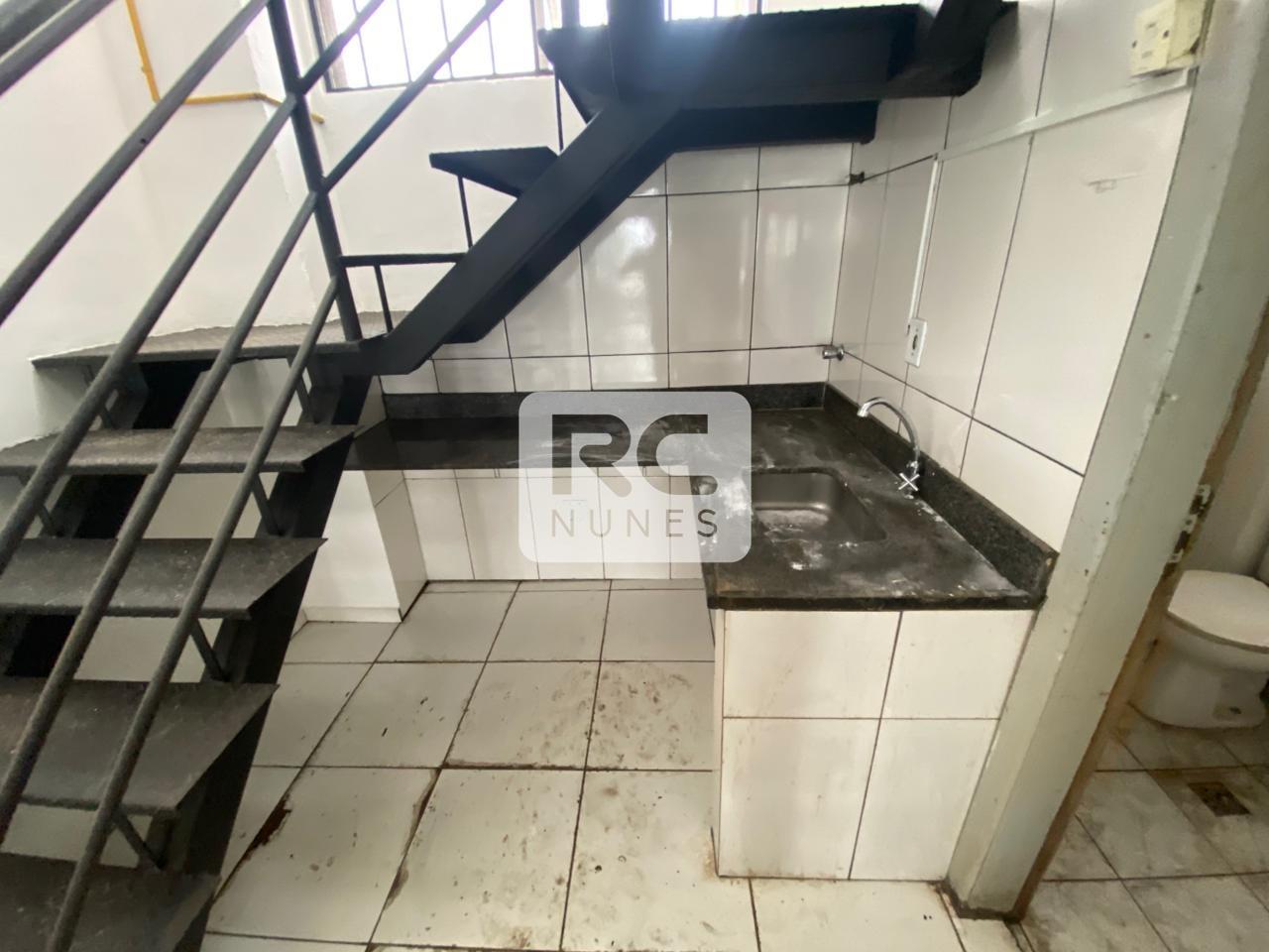 Loja para aluguel no Estoril: 