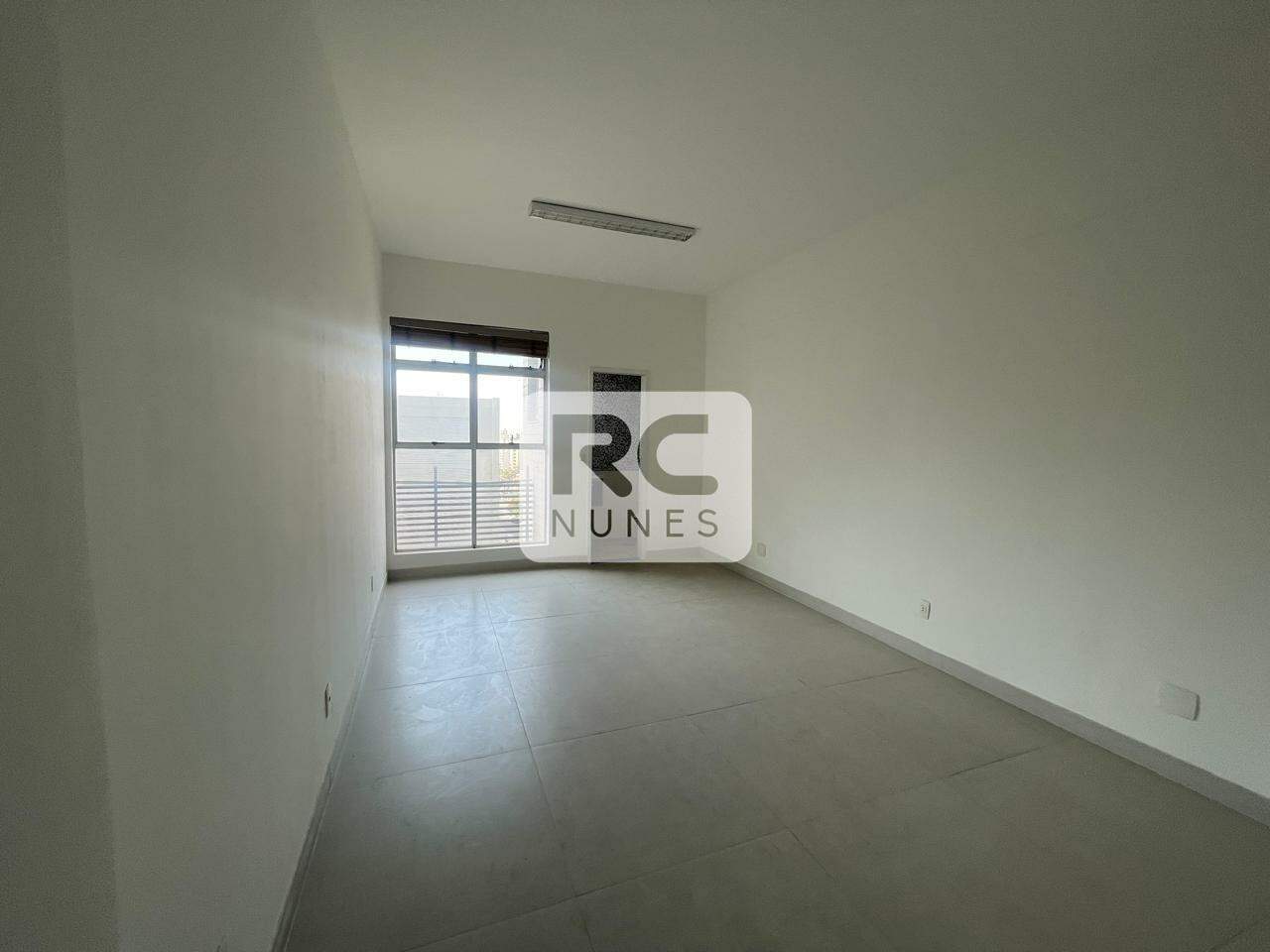 Sala para aluguel no Carmo: 