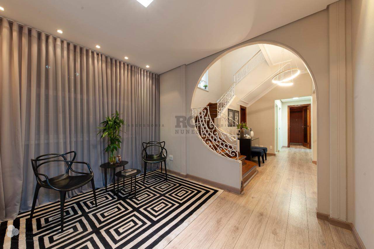 Casa comercial para aluguel no Lourdes: 