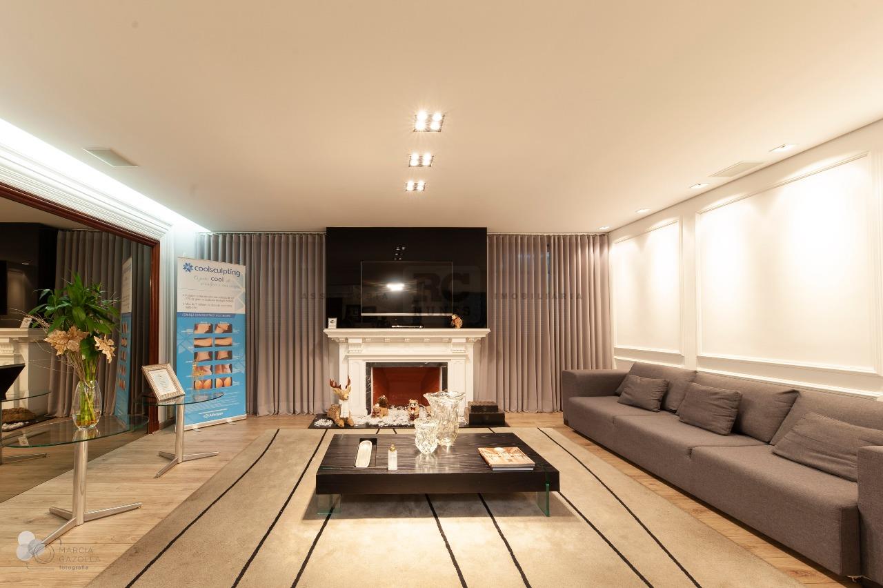 Casa comercial para aluguel no Lourdes: 