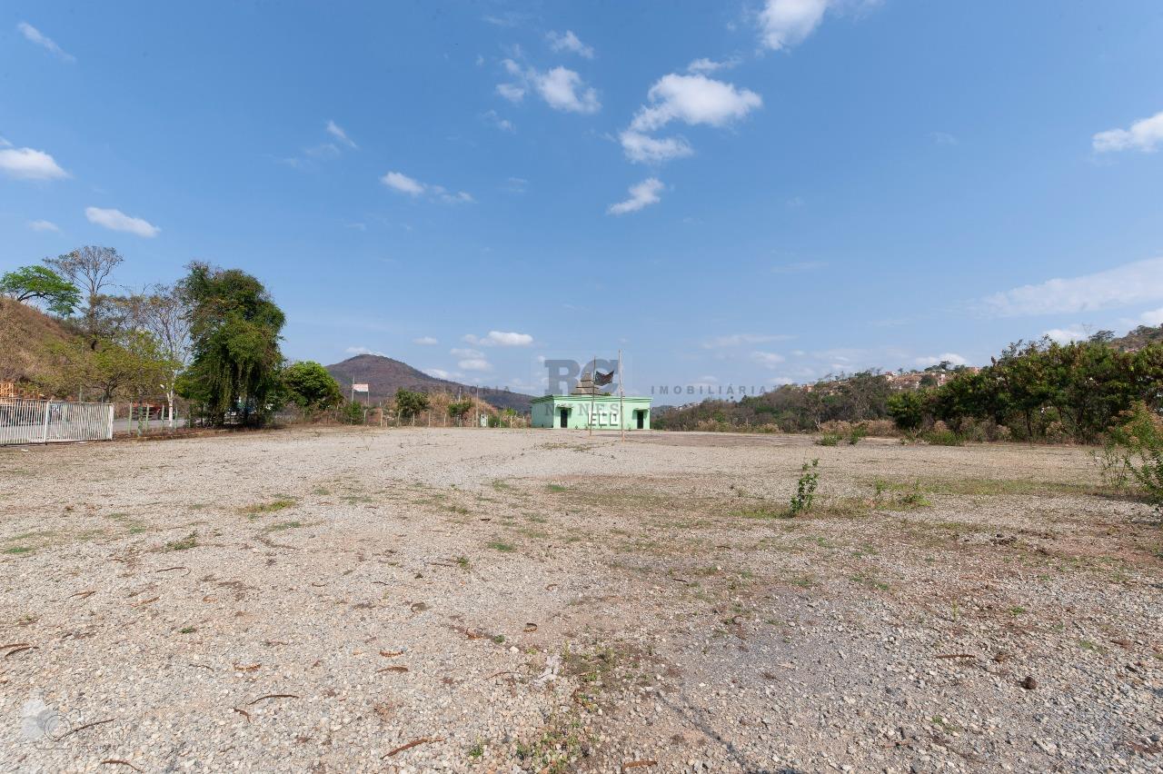 Lote-Área-Terreno para aluguel no Jardim Vitória: 