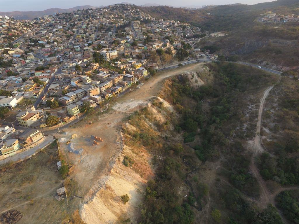 Lote-Área-Terreno para aluguel no Jardim Vitória: 