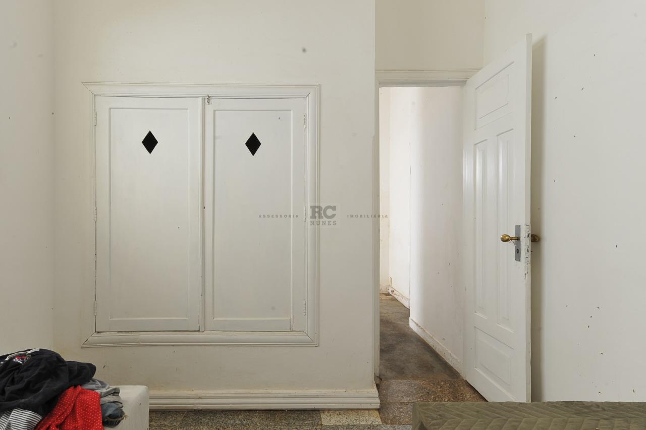 Casa comercial para aluguel no Centro: 