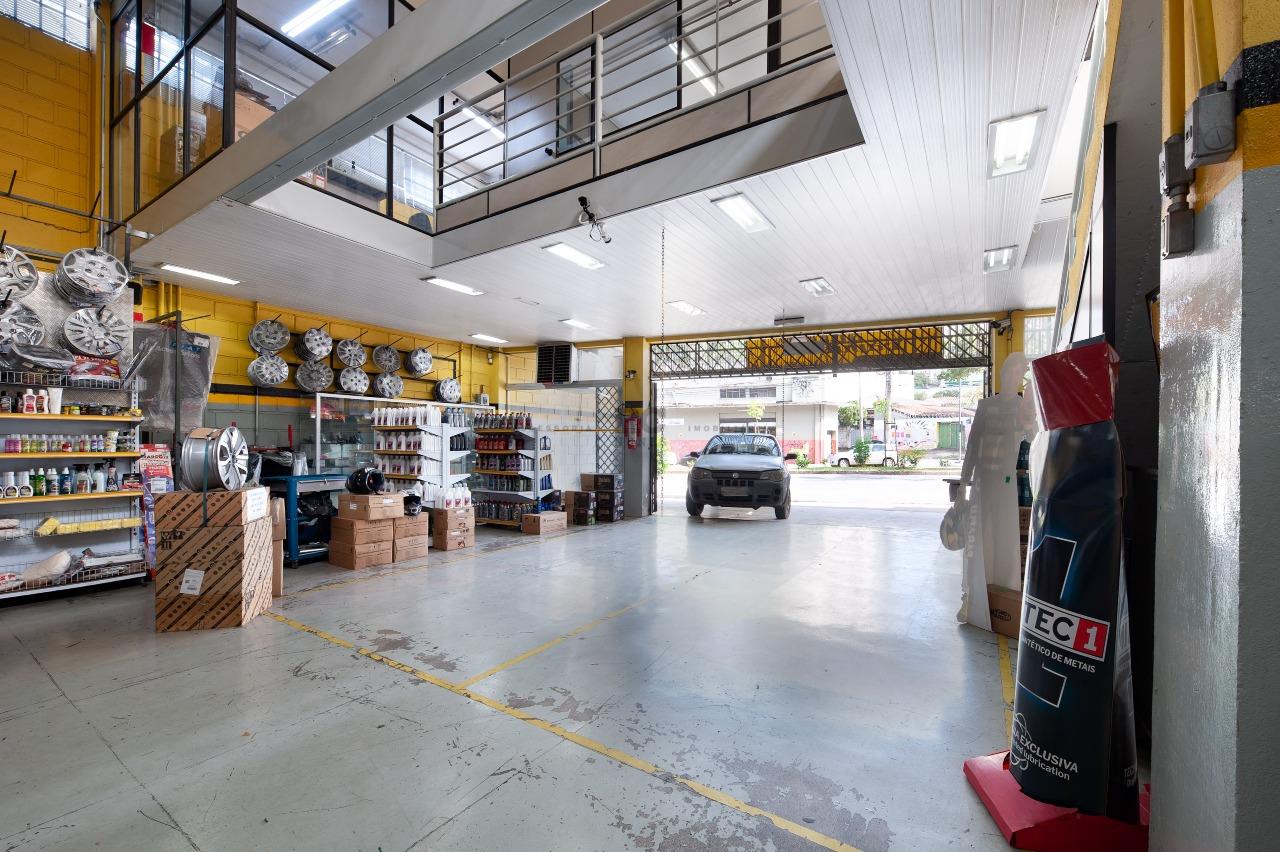 Prédio para aluguel no Horto: 