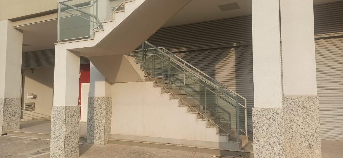 Andar corrido para aluguel no Santa Lúcia: 