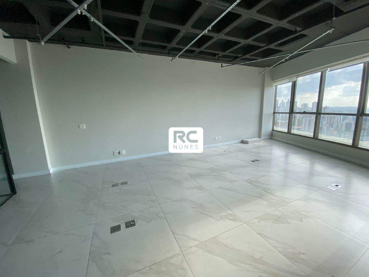 Sala para aluguel no Estoril: 