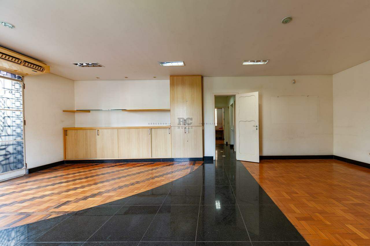 Casa à venda no Coração de Jesus: 