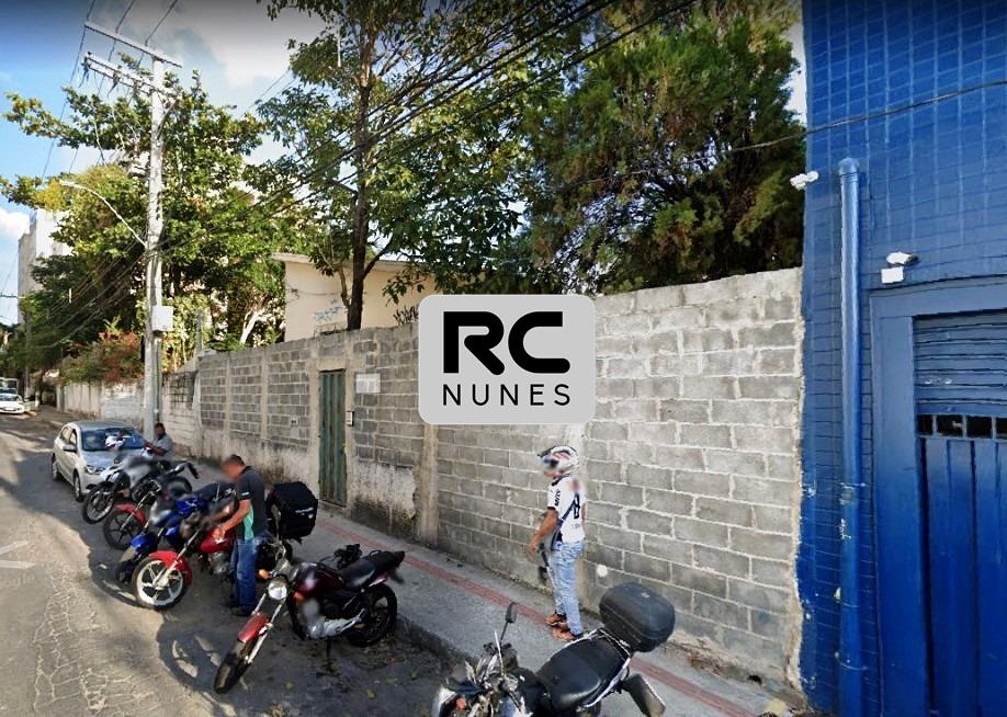 Lote à venda no Planalto: 