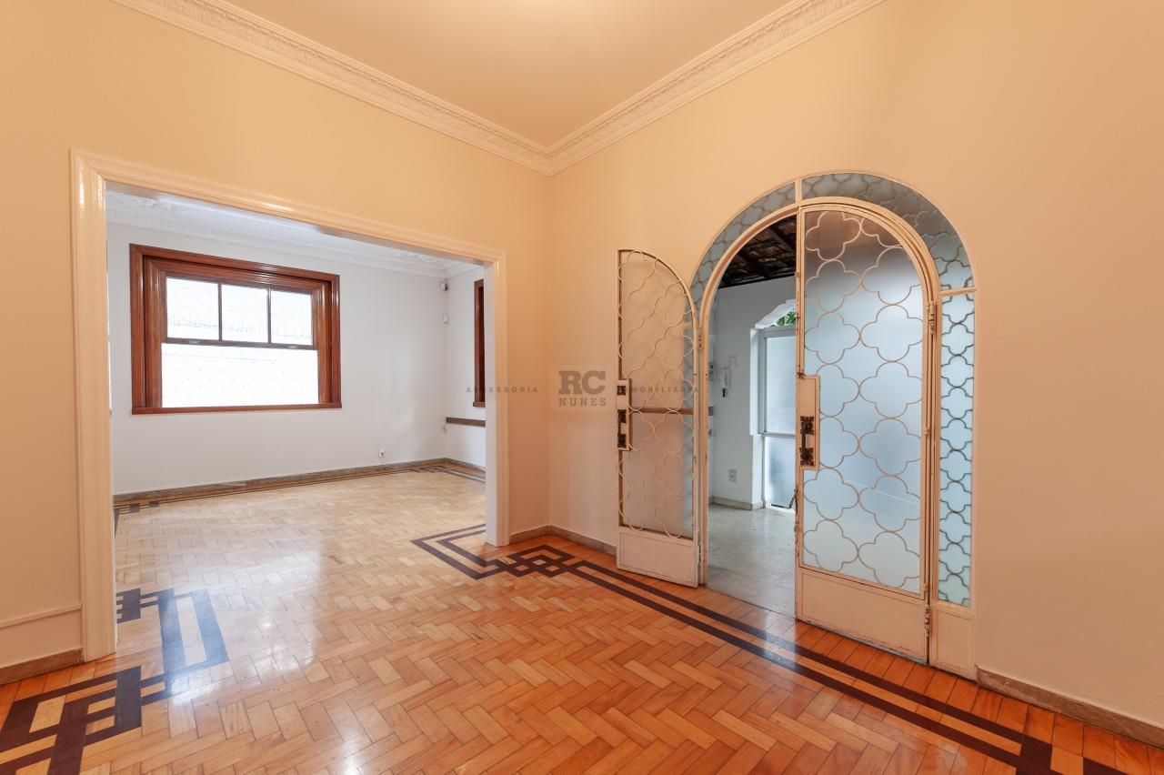 Casa comercial para aluguel no Carmo: 