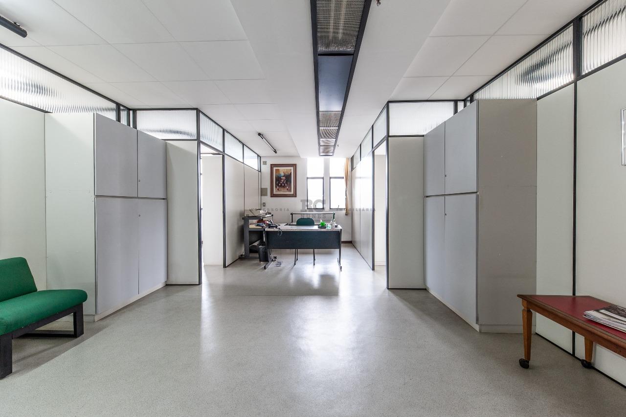 Andar corrido à venda no Funcionários: 