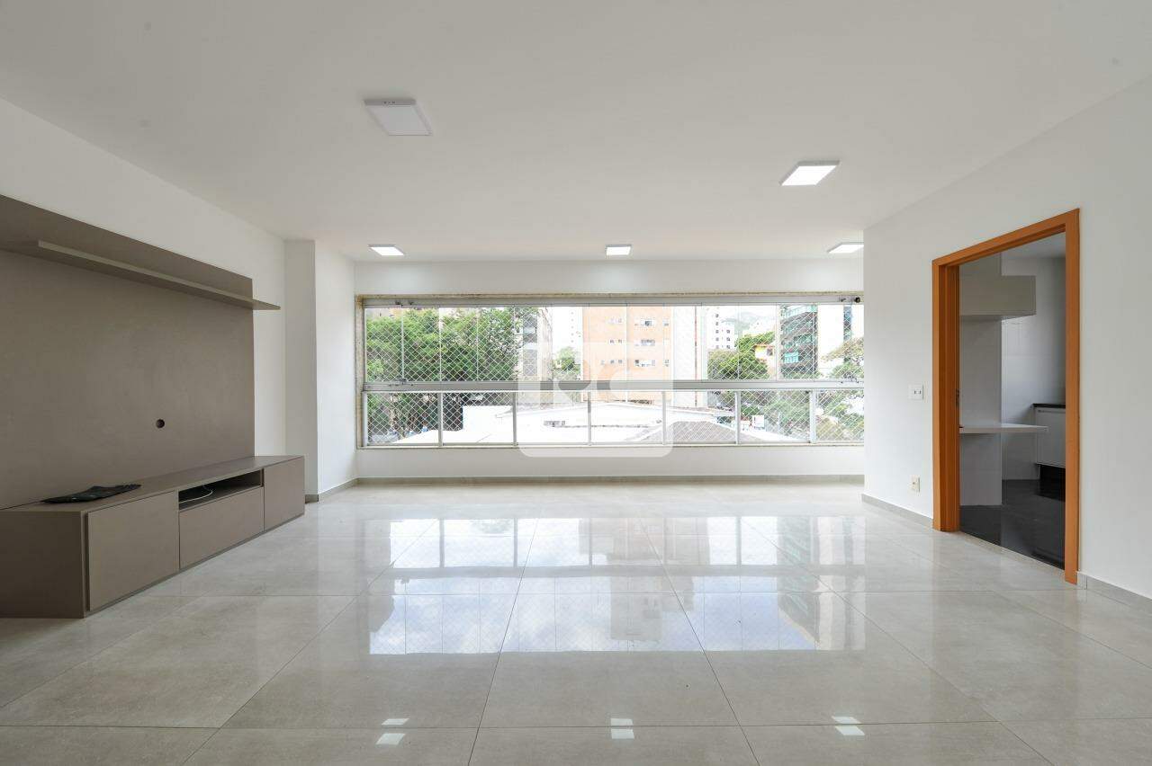 Apartamento para aluguel no Sion: 