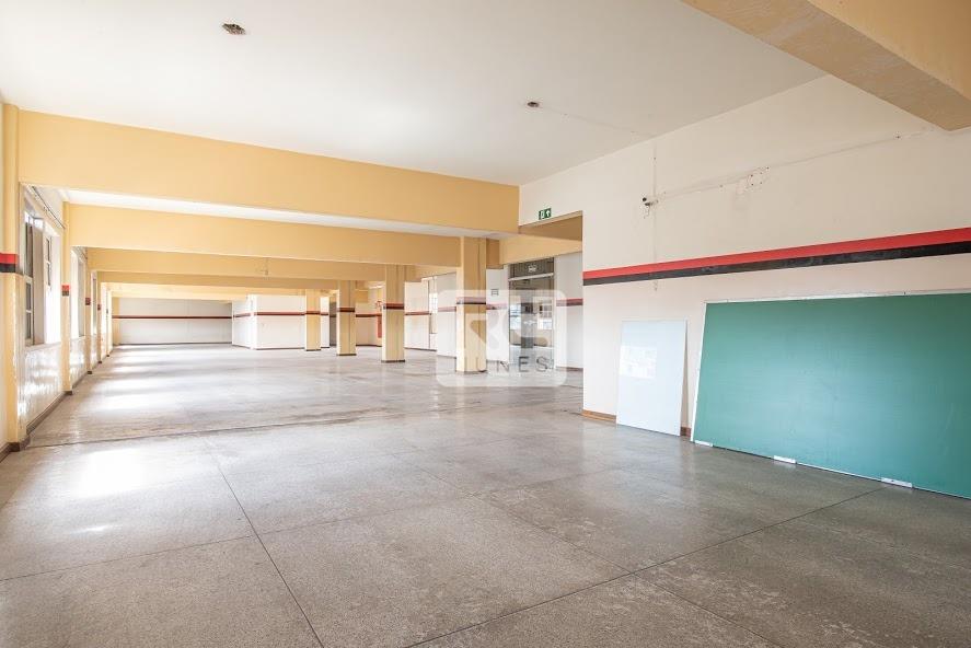 Sala para aluguel no Centro: 