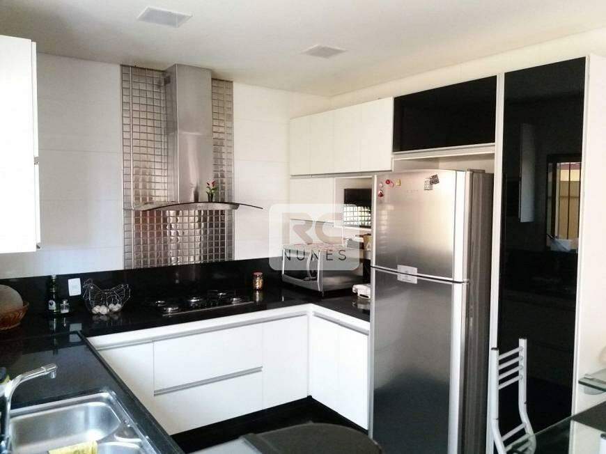 Casa à venda no Colégio Batista: 