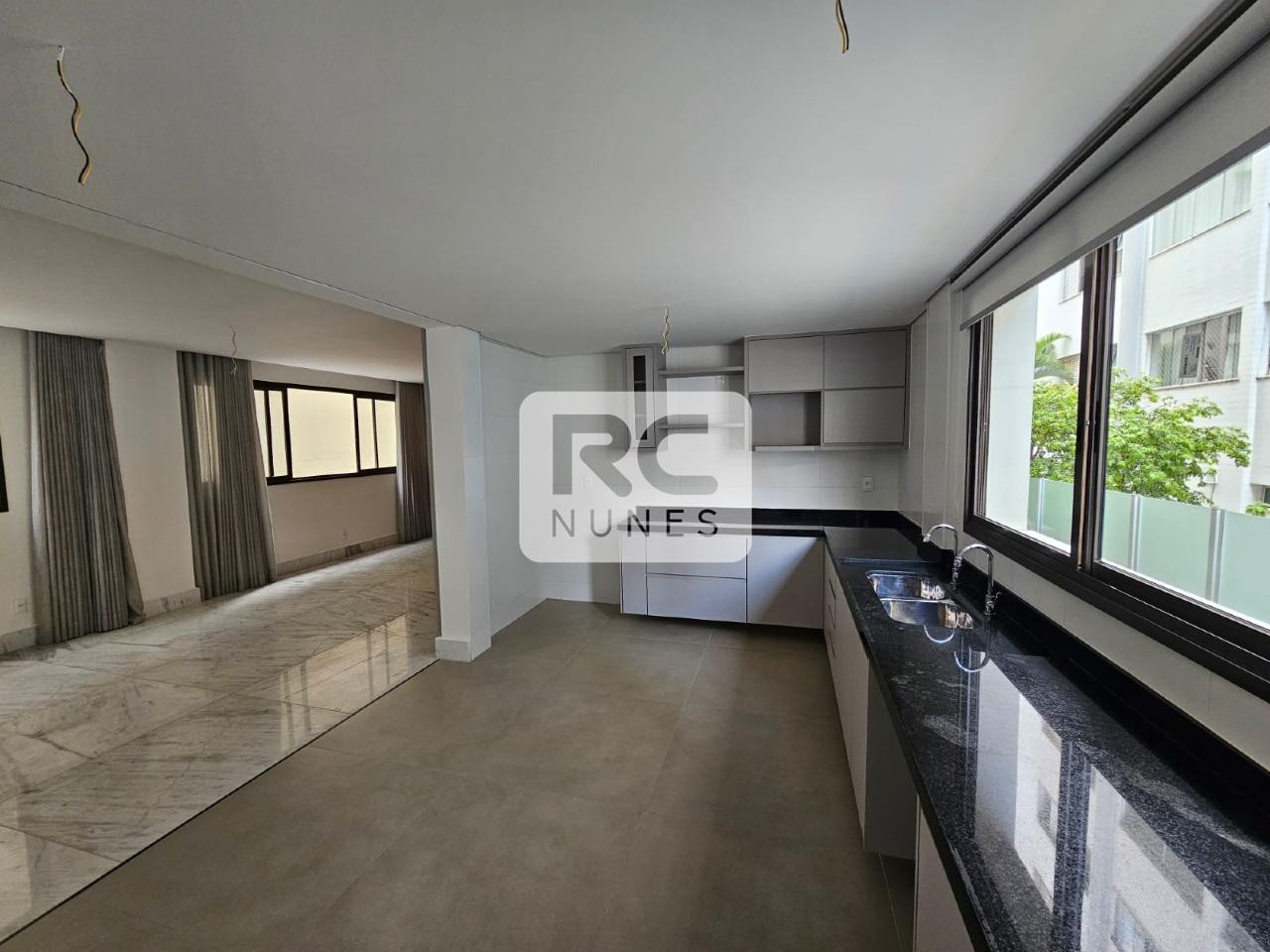 Apartamento à venda no Savassi: 