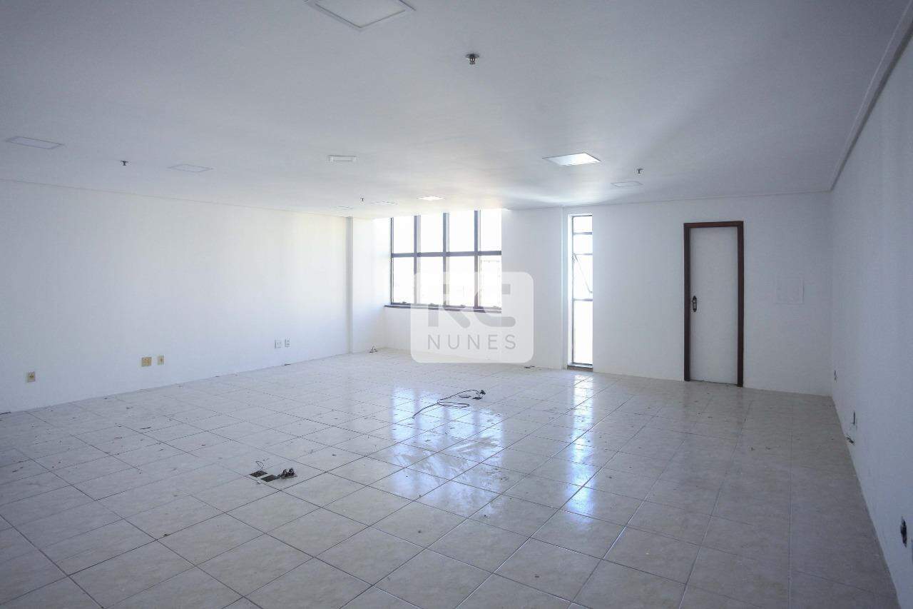 Sala para aluguel no Barro Preto: 