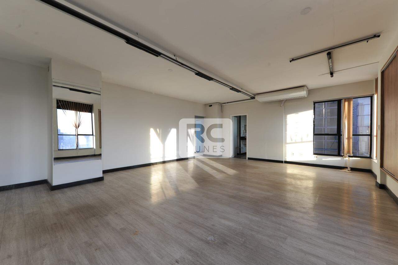 Sala para aluguel no Estoril: 