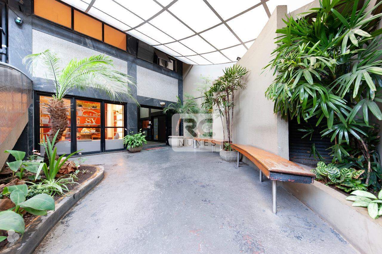 Sala à venda no Lourdes: 