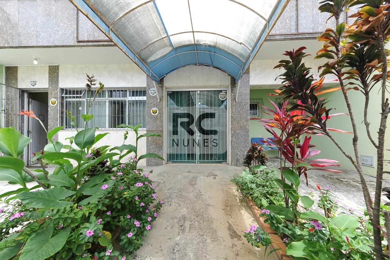 Casa comercial para aluguel no Prado: 