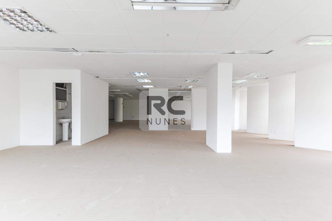 Andar corrido à venda no Lourdes: 