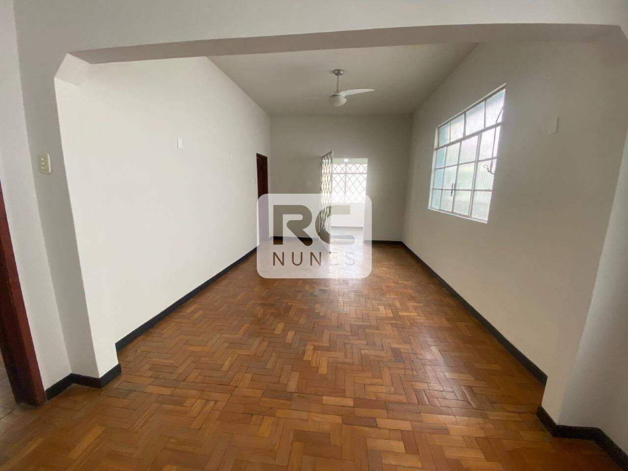 Casa comercial para aluguel no Santa Efigênia: 