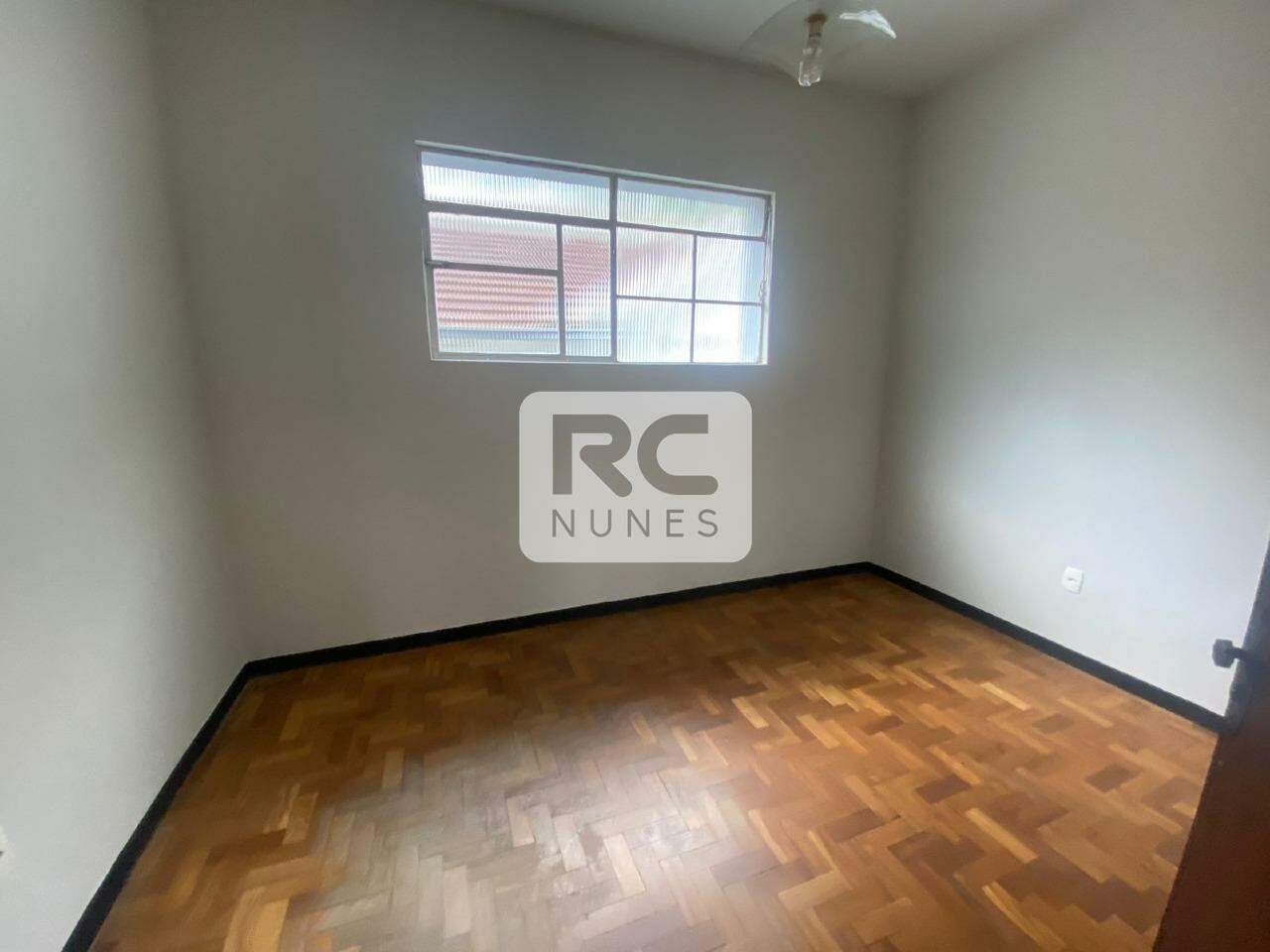 Casa comercial para aluguel no Santa Efigênia: 