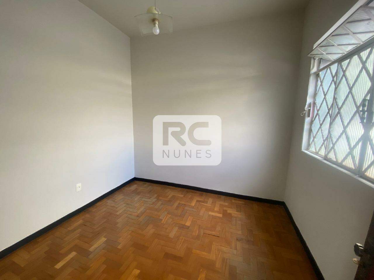 Casa comercial para aluguel no Santa Efigênia: 