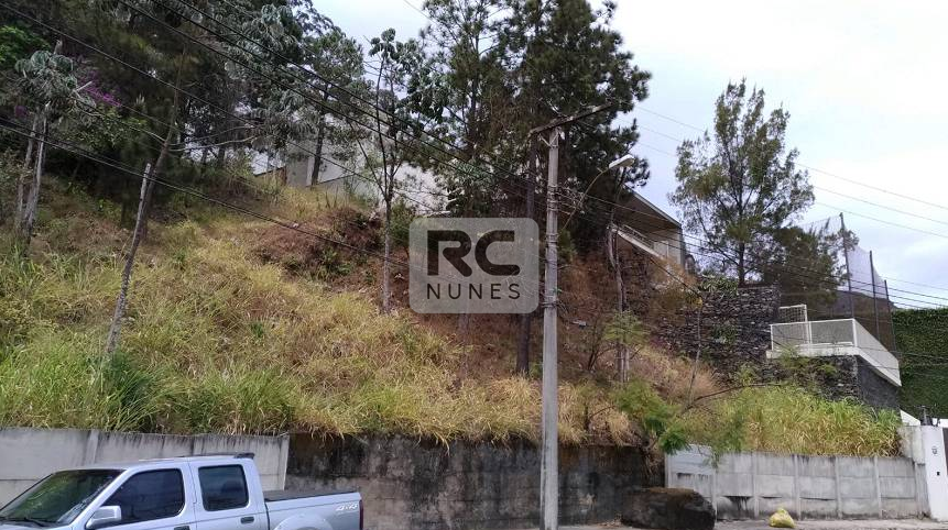 Lote à venda no Mangabeiras: 