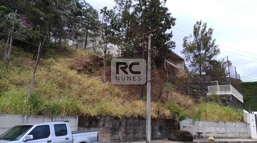 Lote à venda no Mangabeiras: 