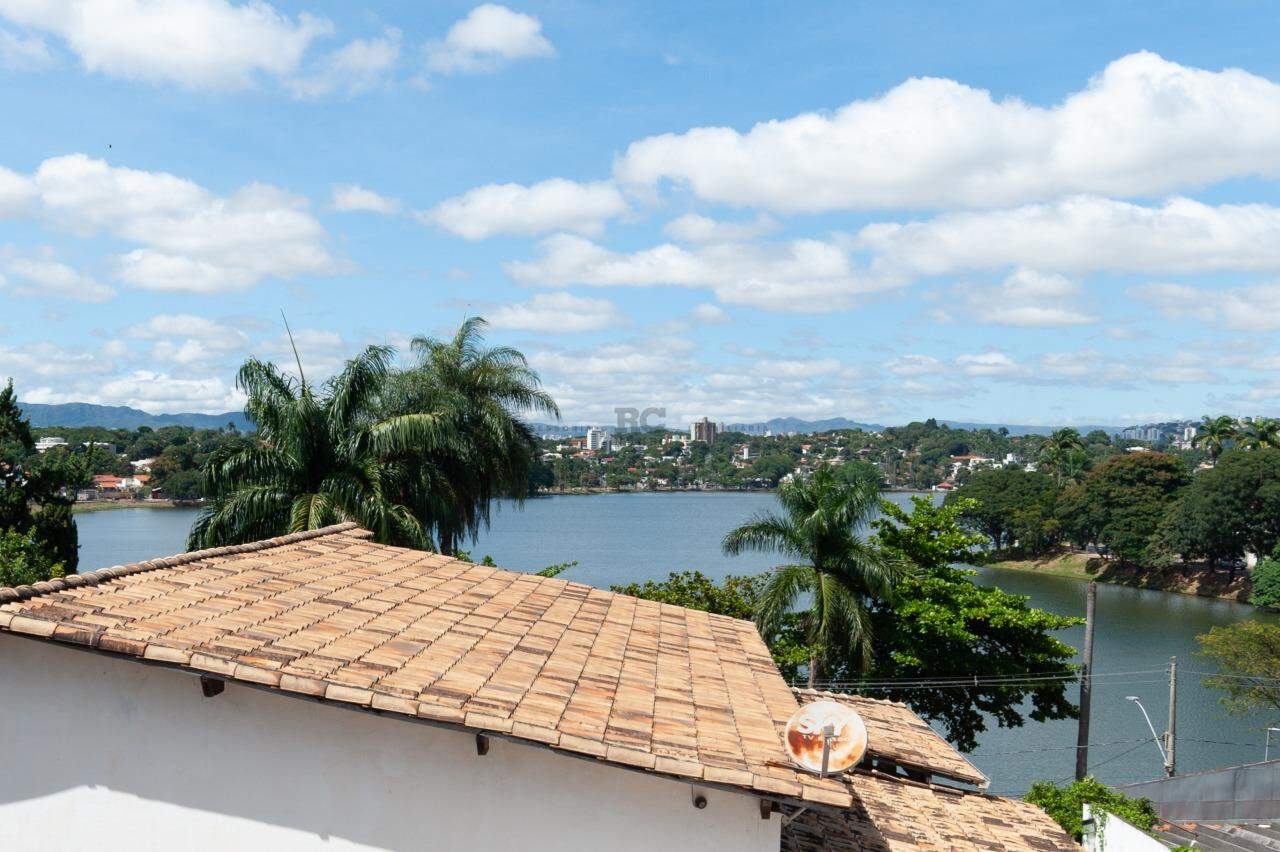 Casa à venda no Jardim Atlântico: 